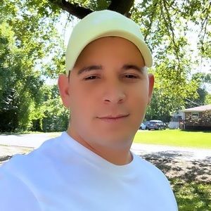 Meet your Posher, Justo luis